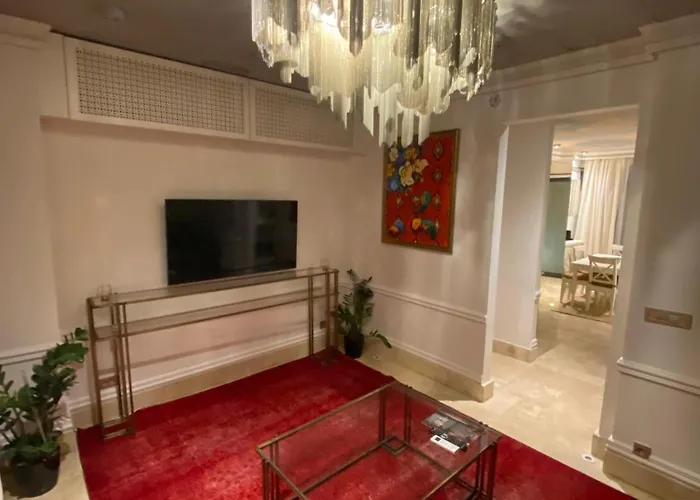 Ab Residences- Private Independent Apartament *